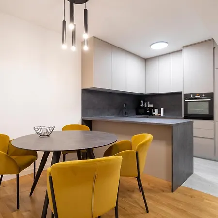 Mistral Retreat Апартаменты *