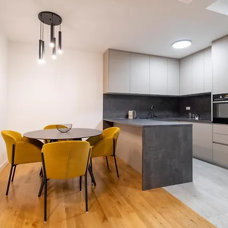 Mistral Retreat Апартаменты *