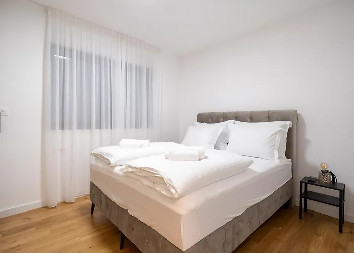 Mistral Retreat