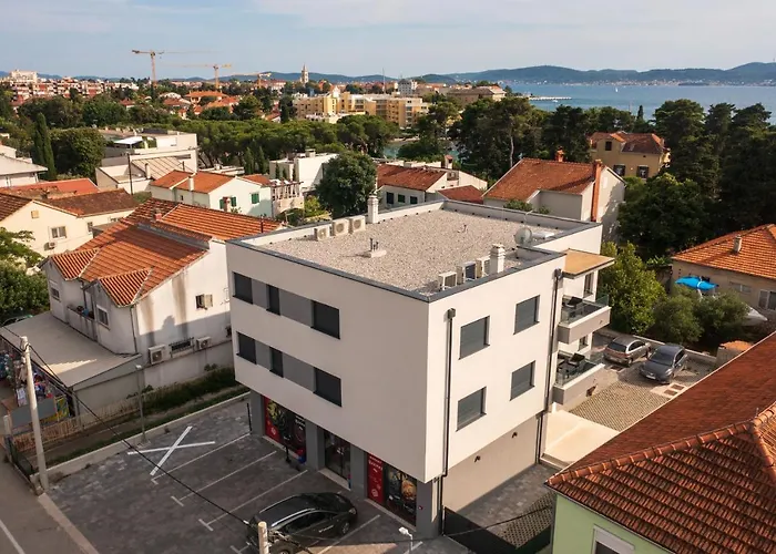 Mistral Retreat