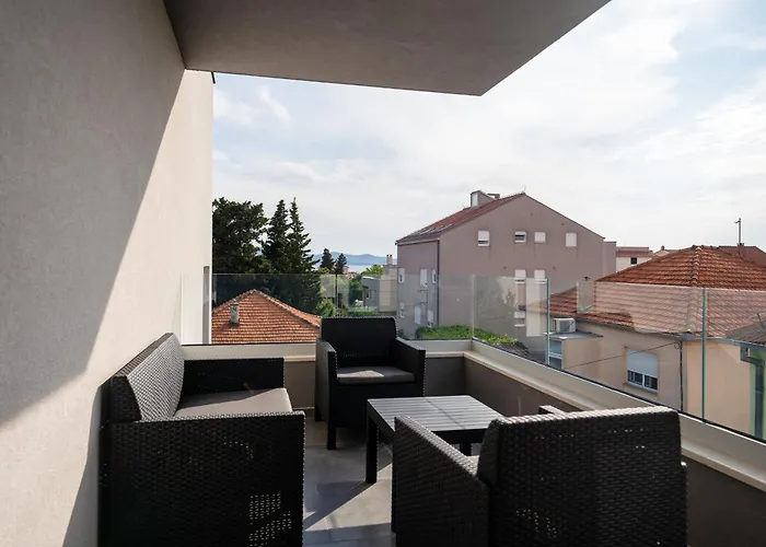 아파트 Mistral Retreat